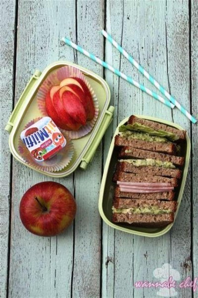 avokádókrémes szendvics